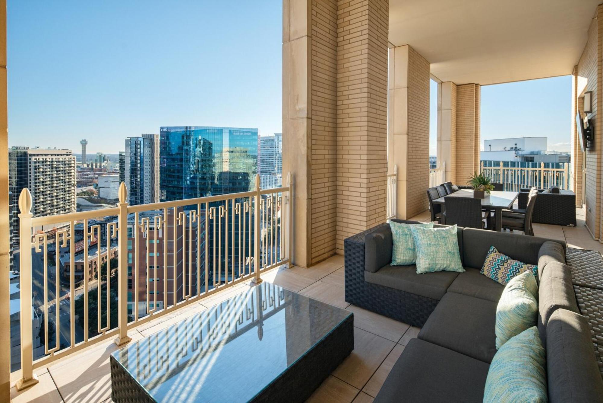 "Luxurious Sub Penthouse In Uptown Dallas Apartment Exterior photo